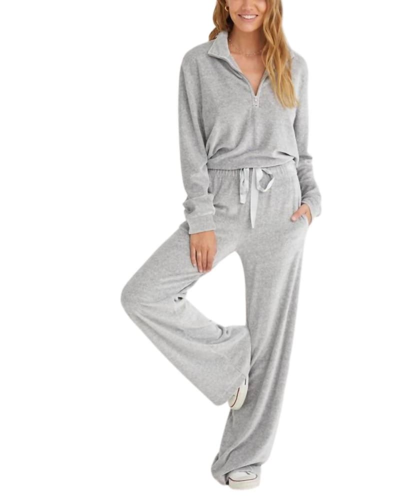 Front of a model wearing a size L Easy Wide Leg Track Pants in Grey in Grey by Bella Dahl. | dia_product_style_image_id:338278